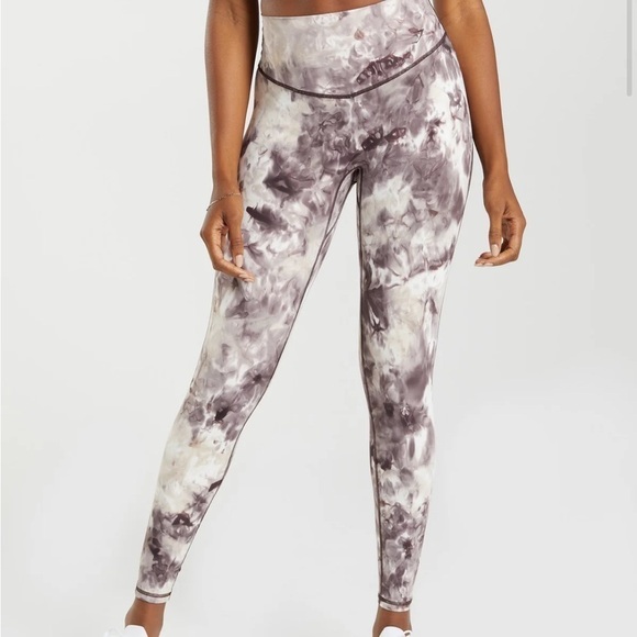 Gymshark Elevate Leggings in Cement Brown Spray Dye | Size Small - Picture 10 of 12